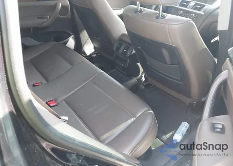 2011 BMW X3 xDrive28I z USA, uszkodzony, nr VIN 5UXWX5C57BL703217